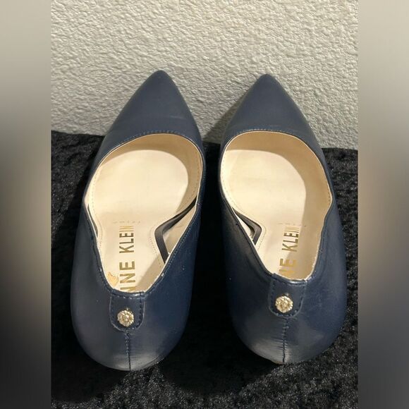 Anne Klein Iflex Navy Blue Leather Pumps Size 6.5 M - Picture 3 of 10